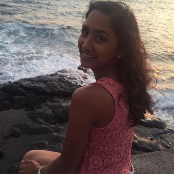 Meet your Posher, Rebekah - Picture 1 of 1